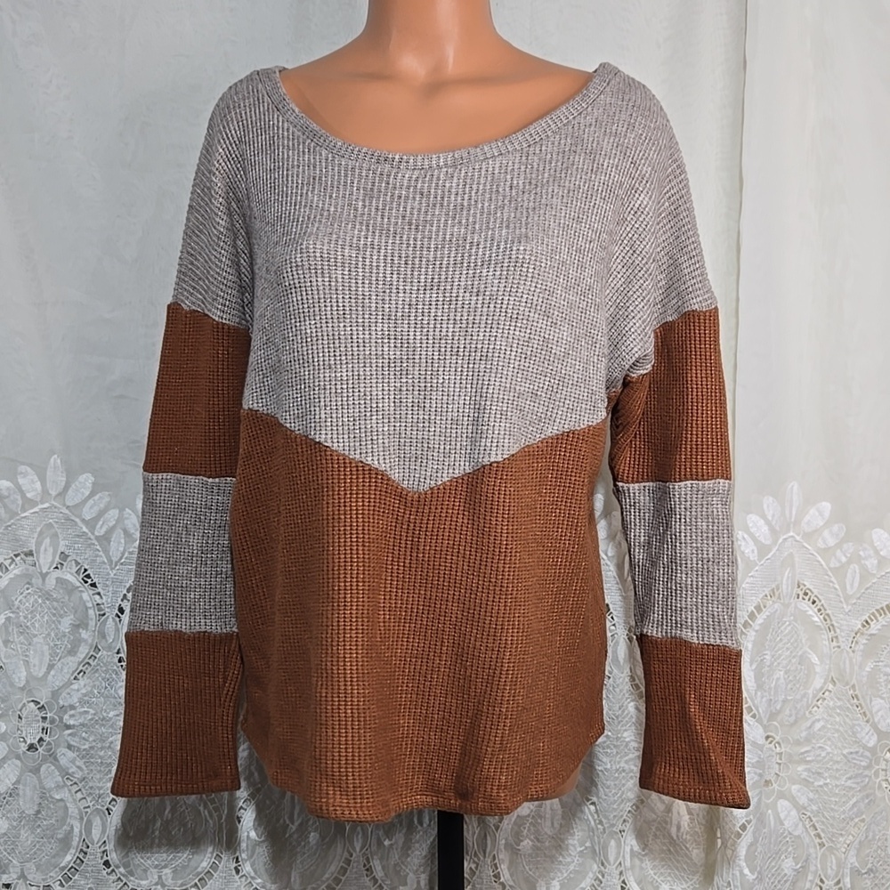 Lovely Melody Long Sleeve Shirt/Top sz Medium